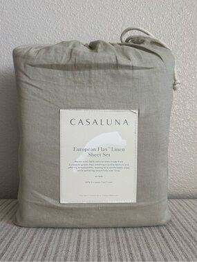 NWT King 100% Linen Sheet Set Light Olive Green - Casaluna